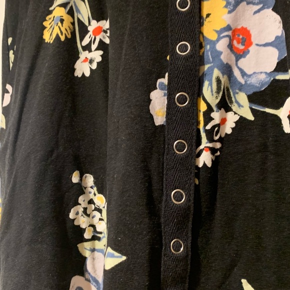 Urban Outfitters (Kimchi Blue brand) button down skirt, Size S - Picture 2 of 4